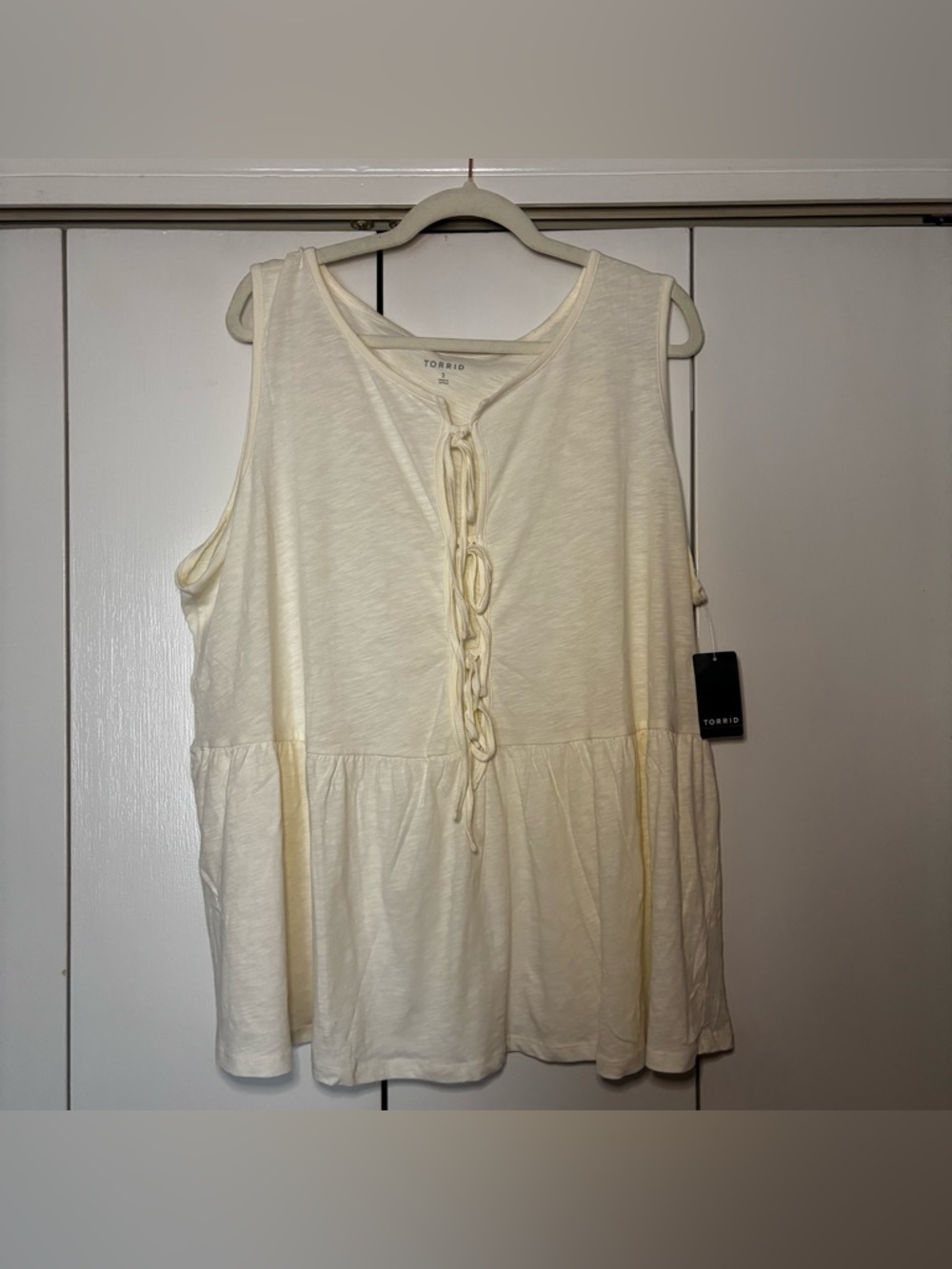 Torrid White Peplum Tank 2X NWT Cotton Front Tie Top